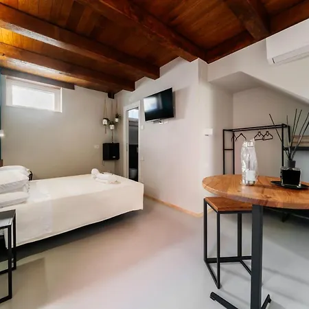 L'organetto, Luxury * Lido di Fermo