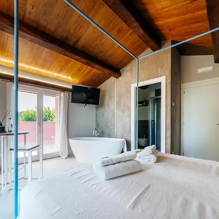 L'organetto, Luxury Bed & Breakfast 4*