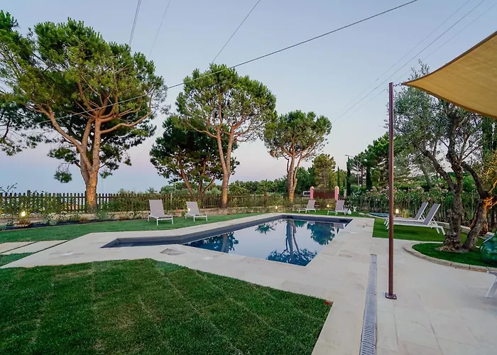 L'organetto, Luxury By Host Hero